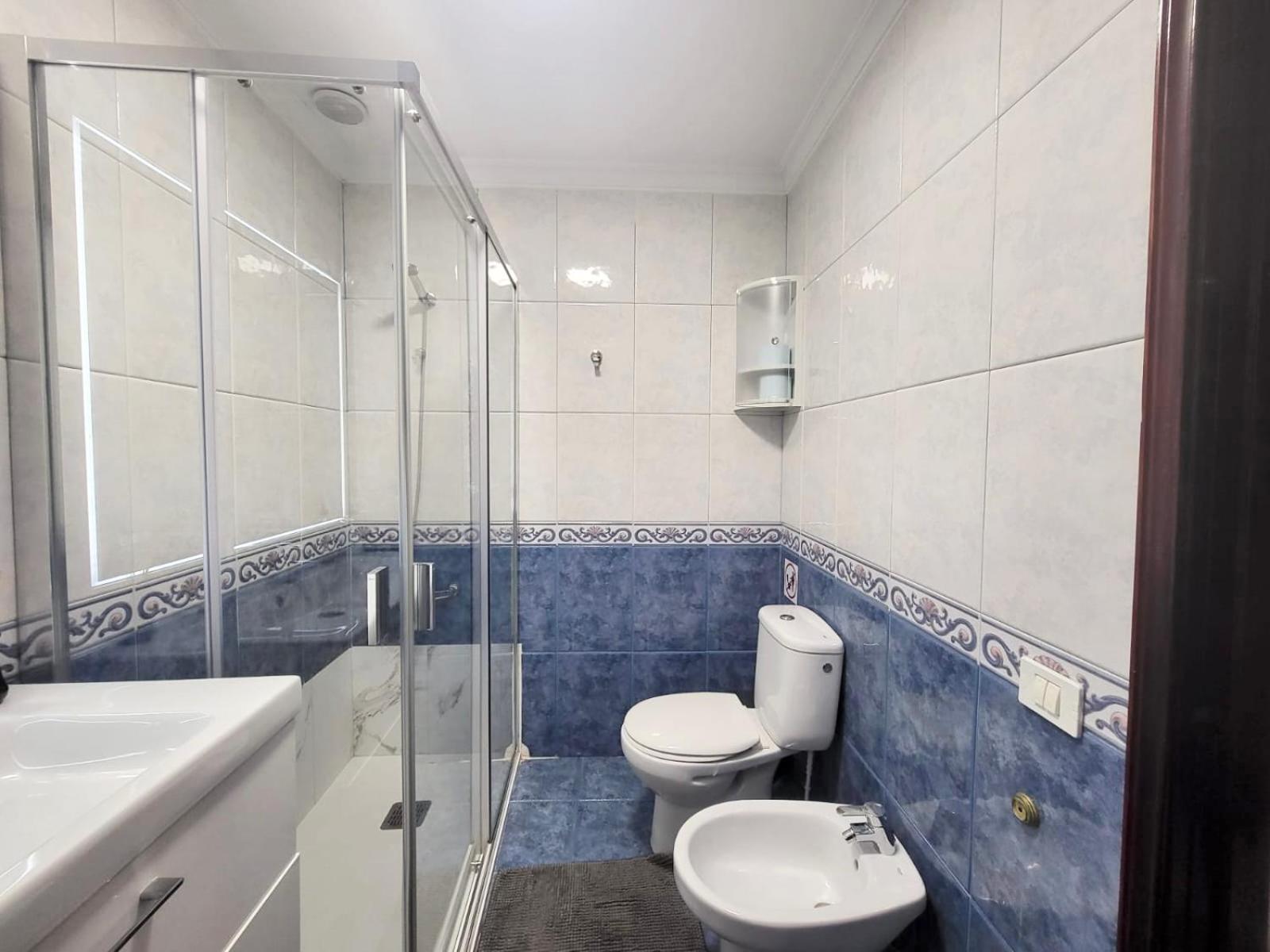 Affordable Holiday Accommodation For Large Families And Groups At Las Canteras Beach With 3 Bedrooms And Free Parking Las Palmas de Gran Canaria Exteriör bild
